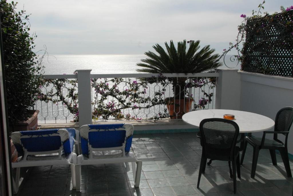 Hotel Bellevue Suite Amalfi Szoba fotó